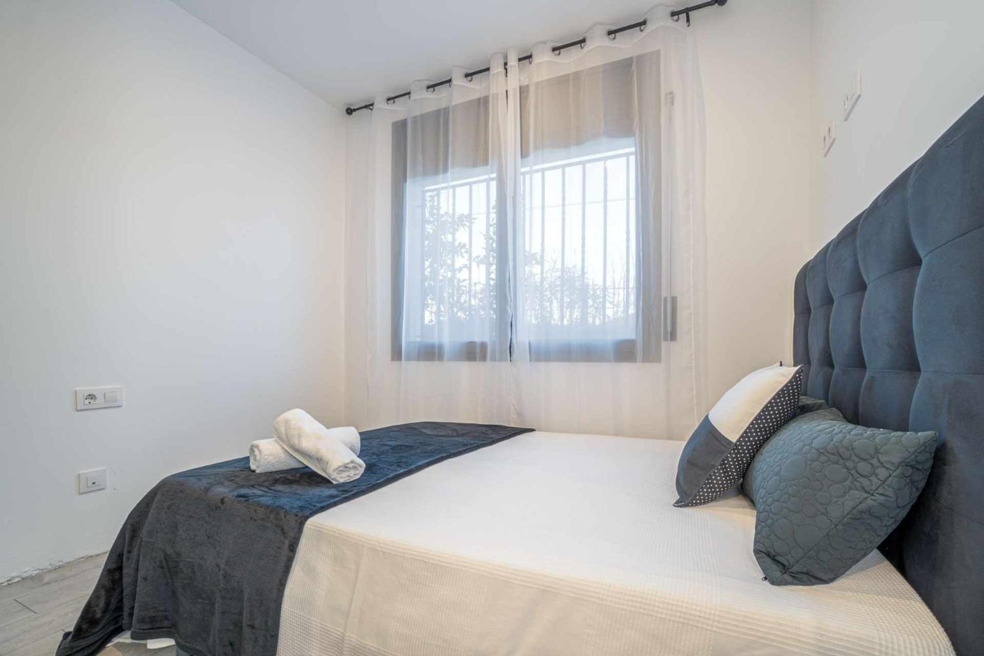 Jouvacations Villa Domenec Figueres  Bagian luar foto