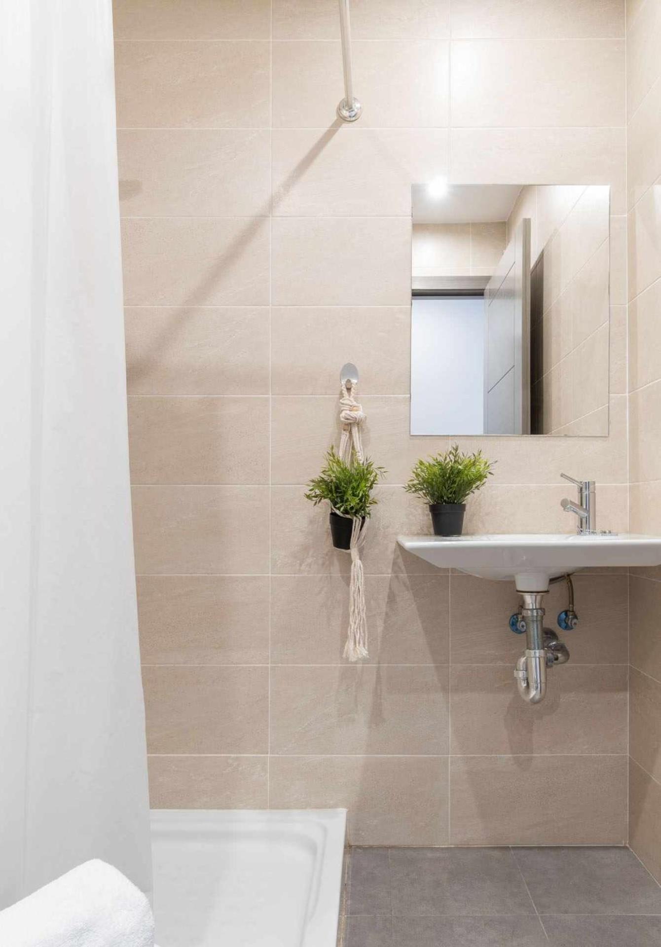 Jouvacations Villa Domenec Figueres  Bagian luar foto