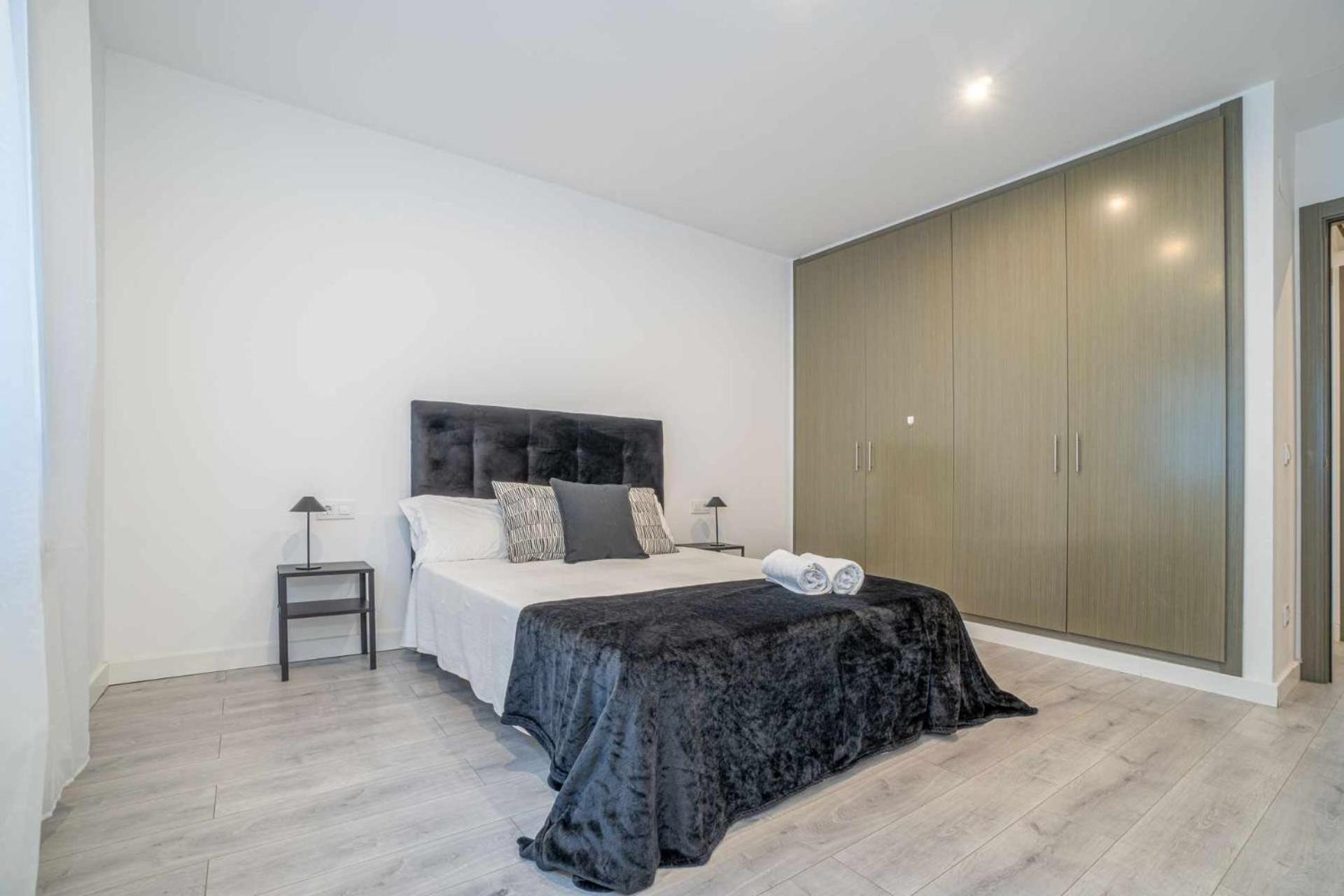 Jouvacations Villa Domenec Figueres  Bagian luar foto