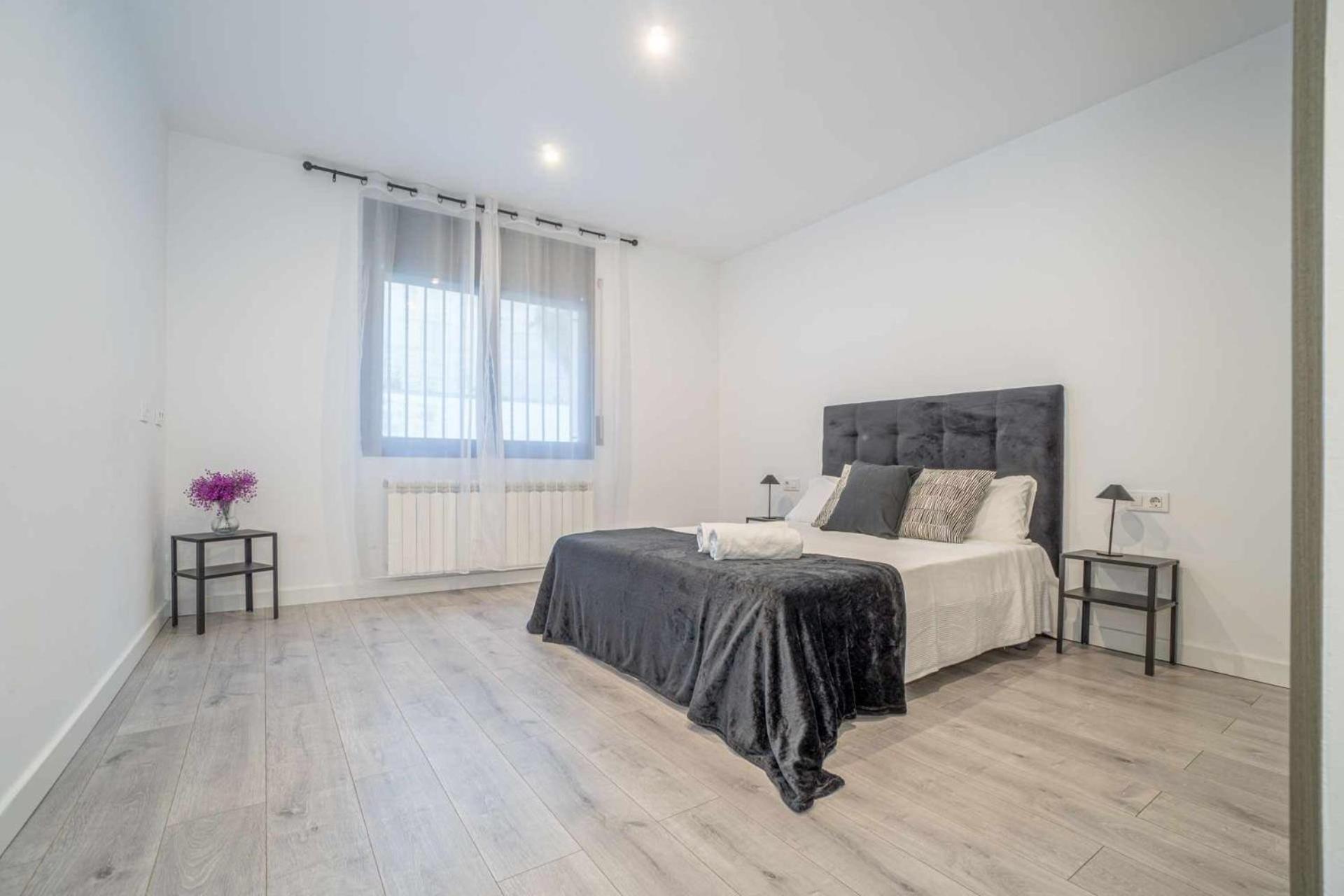 Jouvacations Villa Domenec Figueres  Bagian luar foto