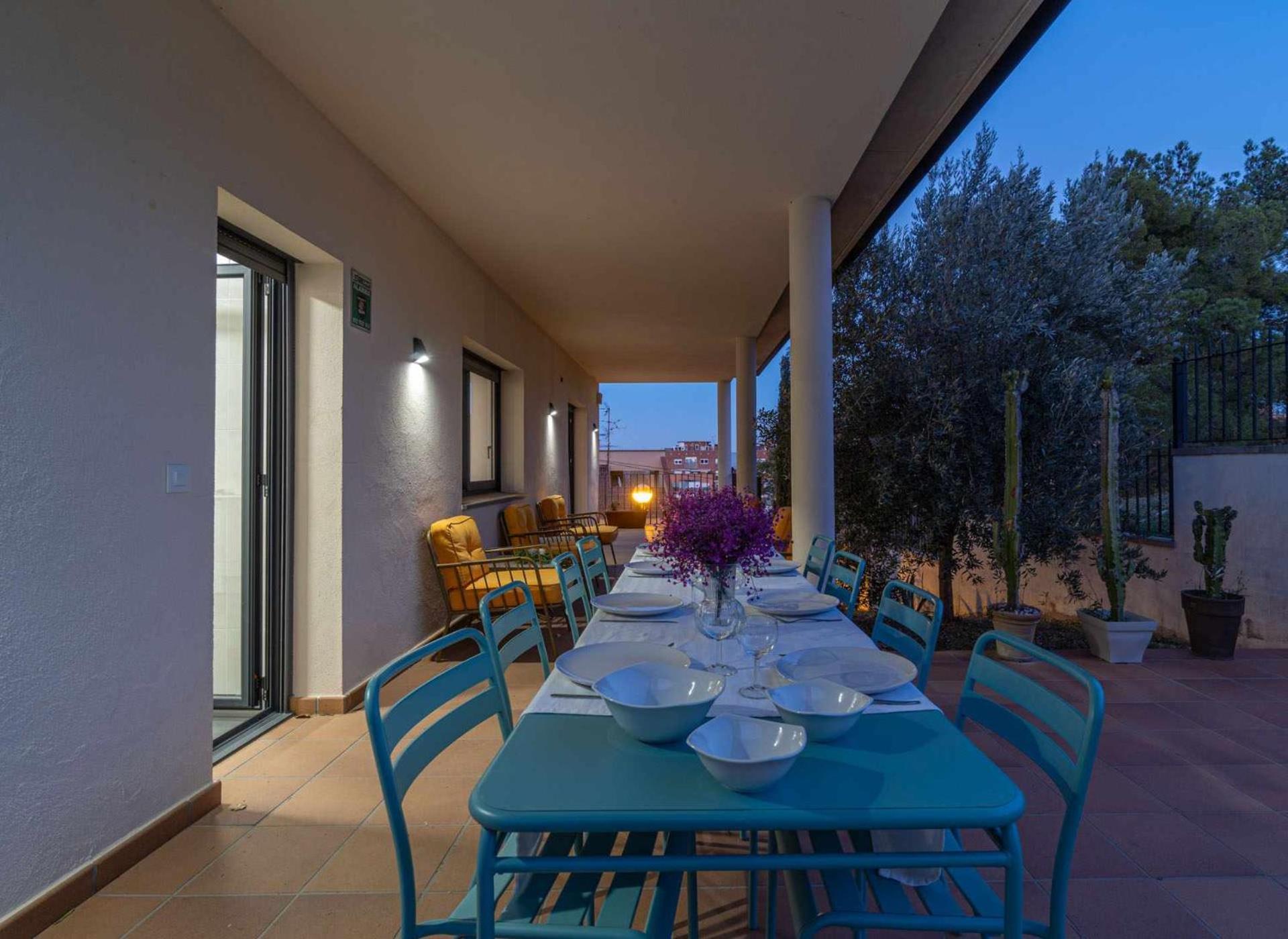 Jouvacations Villa Domenec Figueres  Bagian luar foto