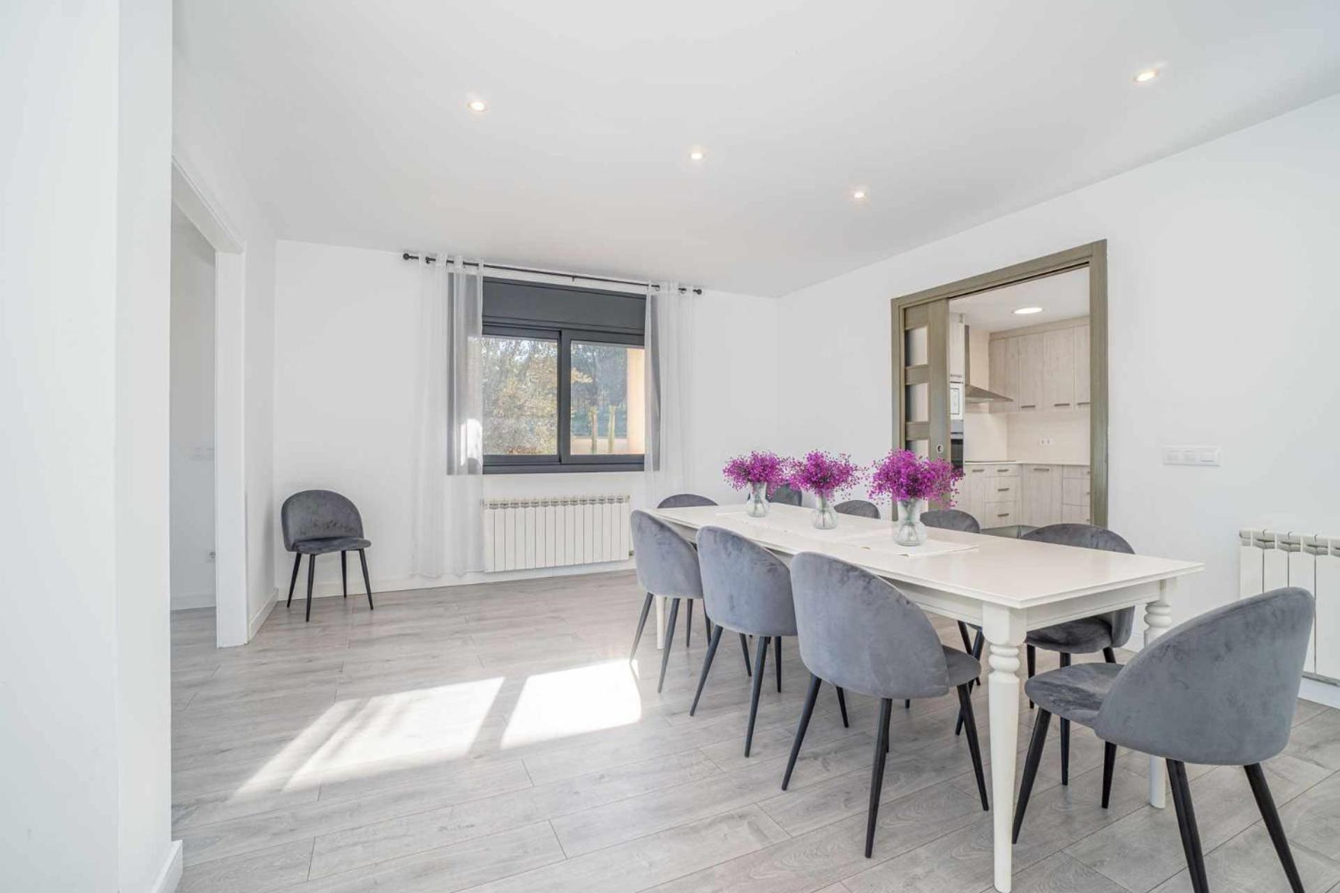 Jouvacations Villa Domenec Figueres  Bagian luar foto